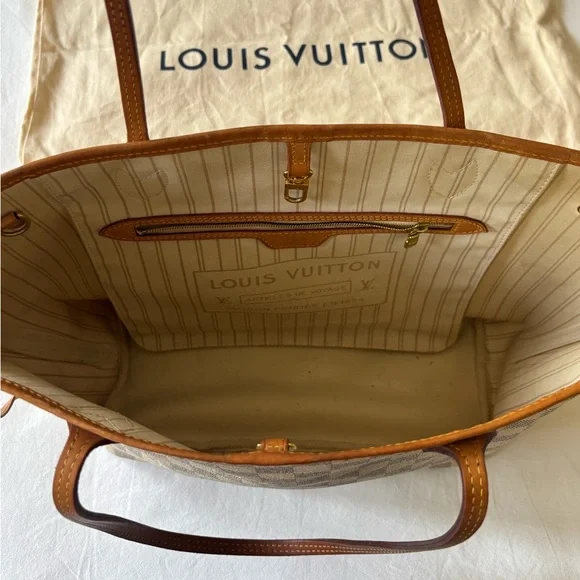 Louis Vuitton Neverfull Damier Azur Tote - Cream - Picture 3 of 4